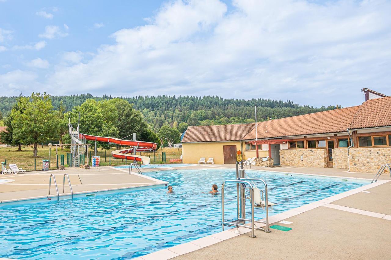 Village De Gites De La Foret De Ganigal Le Malzieu-Ville Zewnętrze zdjęcie